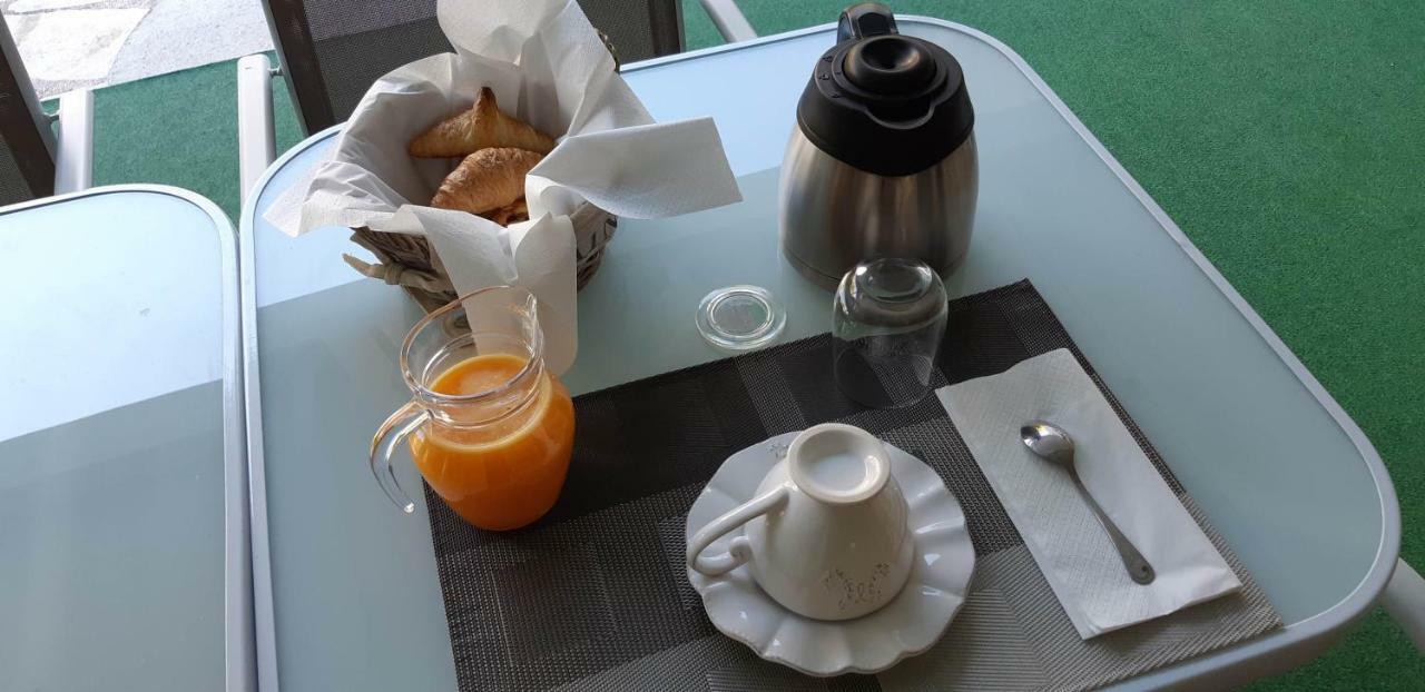 Vers  Moulin De Benedicty Bed & Breakfast エクステリア 写真